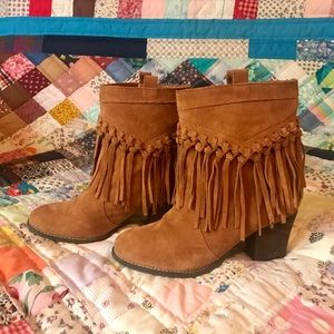 Sbicca Fringed Booties 8